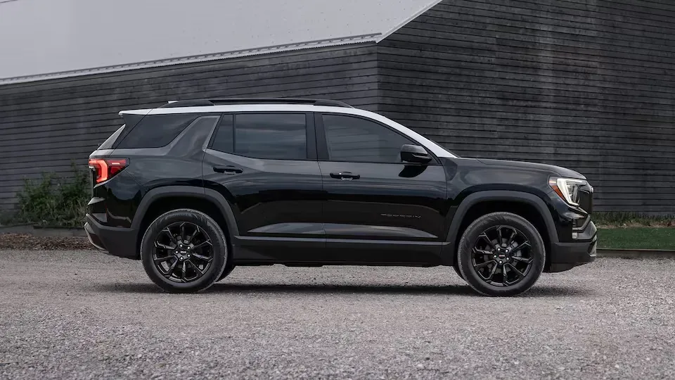 GMC Terrain 2025 Elevation Black Edition vista frontal