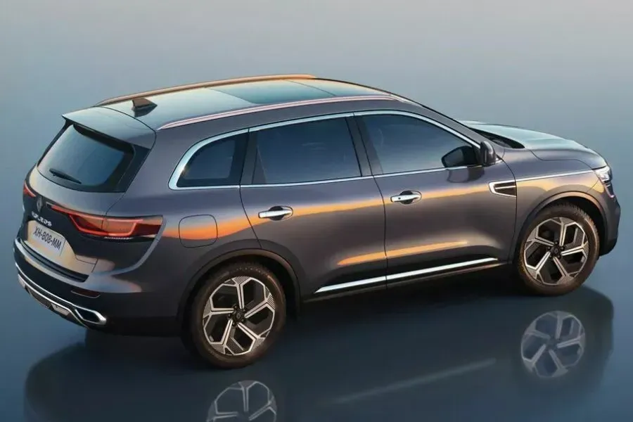 Renault Koleos Intens 4x4 2025 perfil lateral