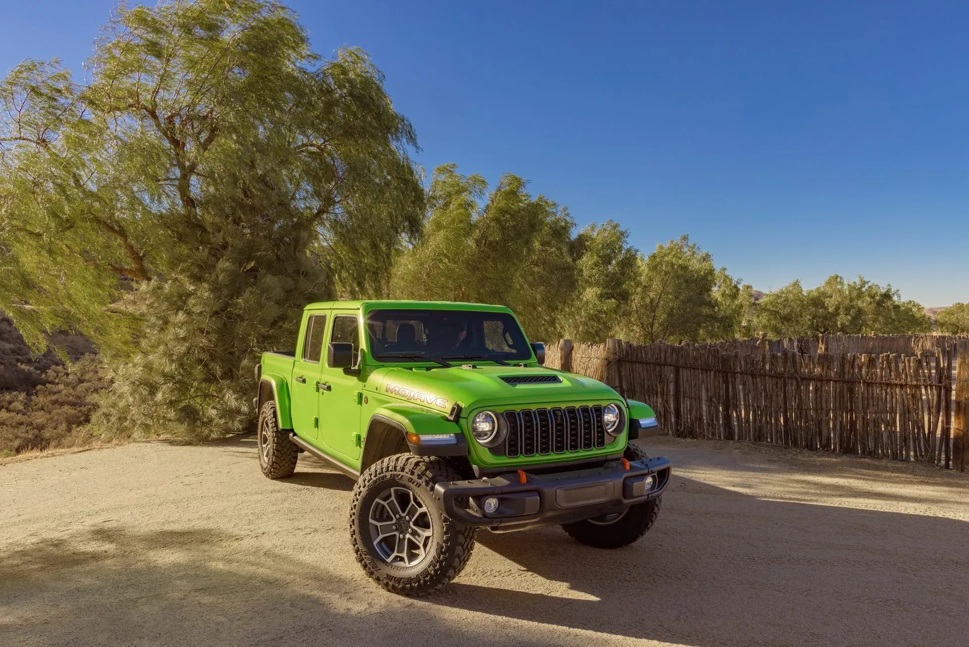 Jeep Gladiator Big Bear Edition 2025 perfil