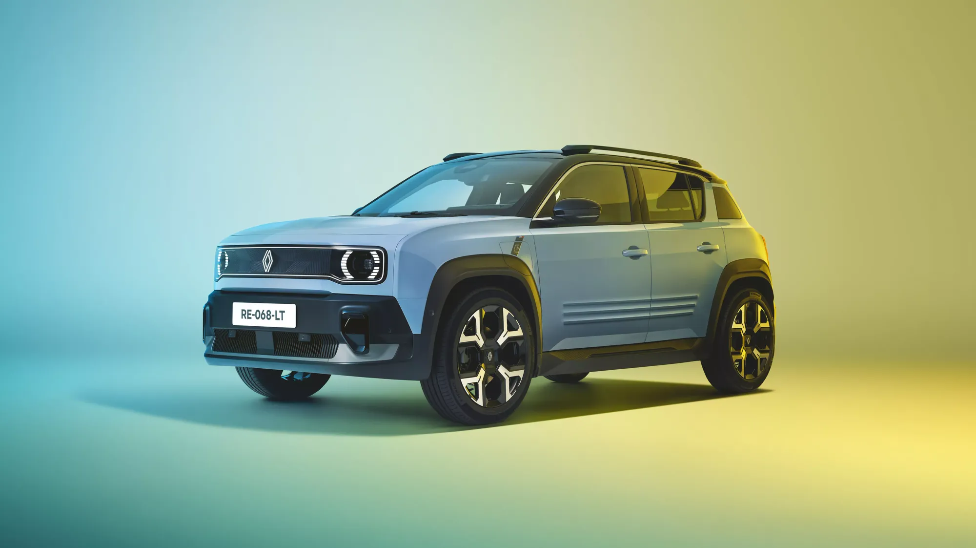 Renault 4 E-Tech 2025 vista lateral y trasera