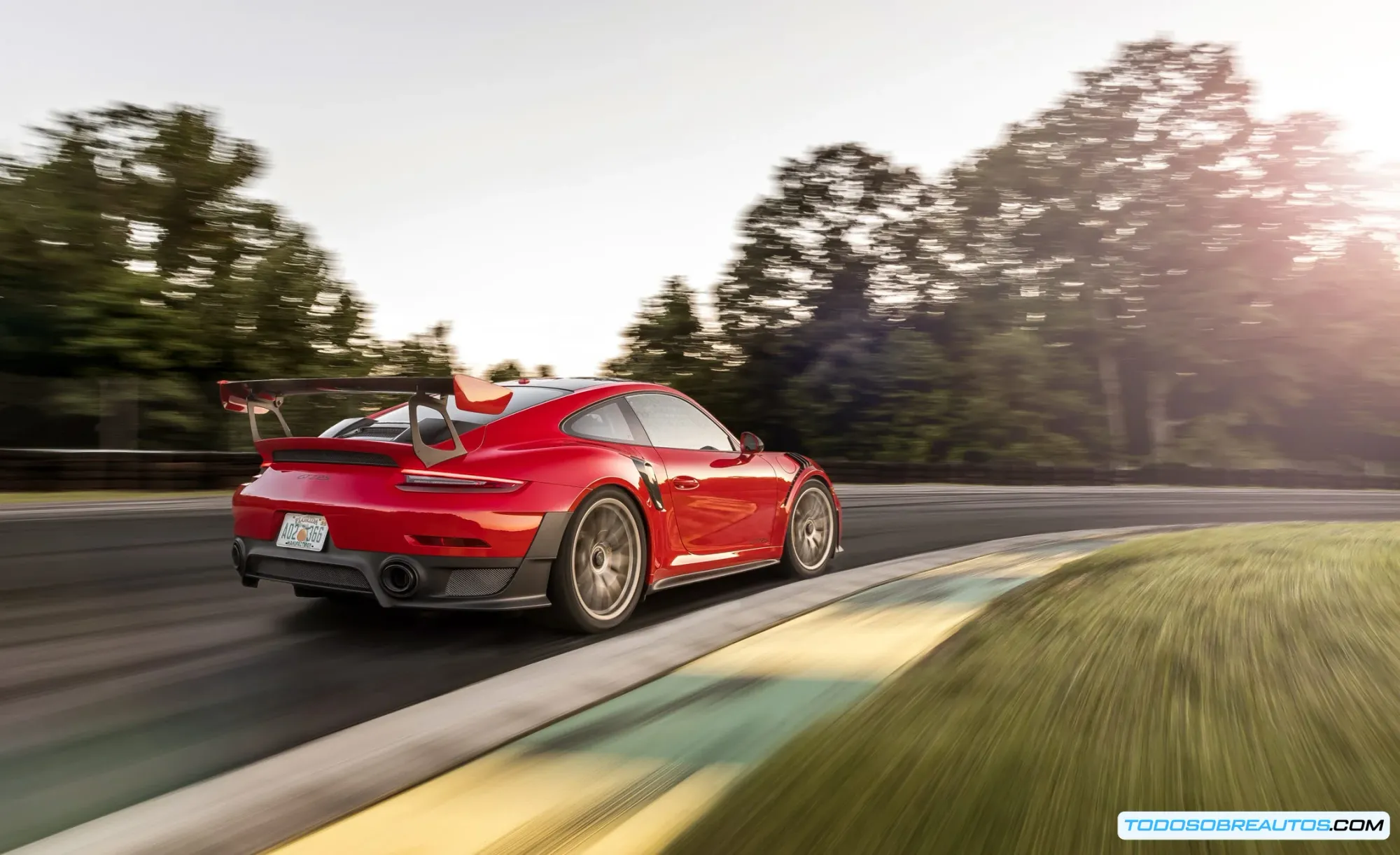 Porsche 911 GT2 RS (991.2)
