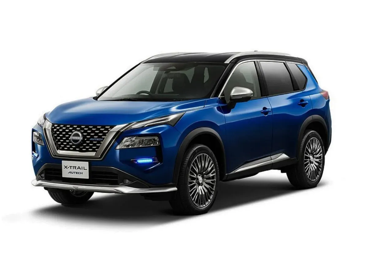 Interior del Nissan X-Trail Híbrido 2025