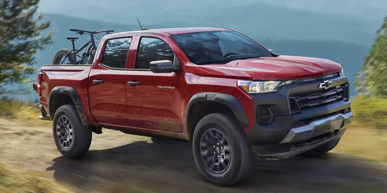 Chevy Colorado 2025 frente grille