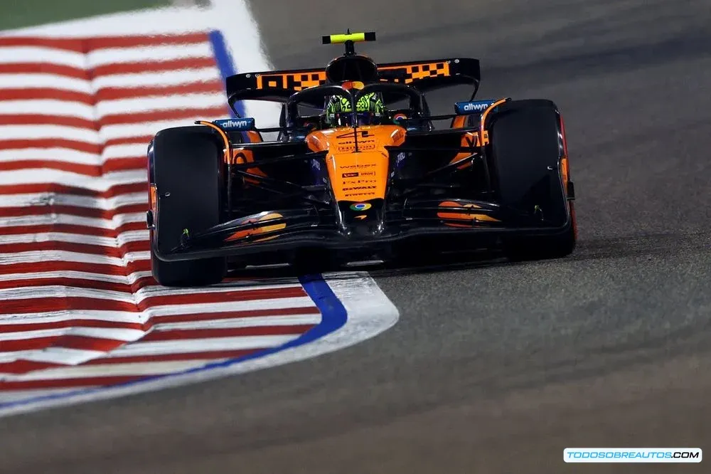 Lando Norris en su monoplaza de McLaren
