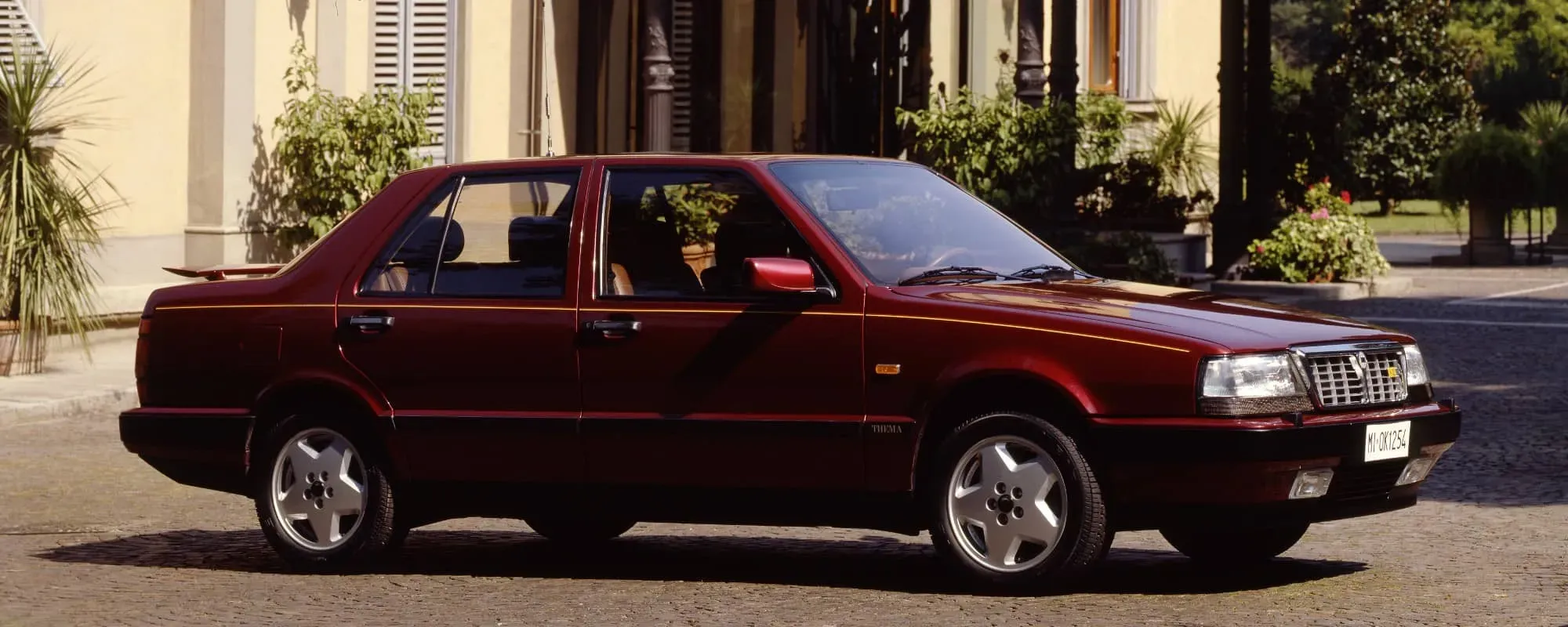 Lancia Thema 8.32 frontal