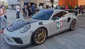 Porsche 911 GT3 RS accidentado tras salirse de la vía