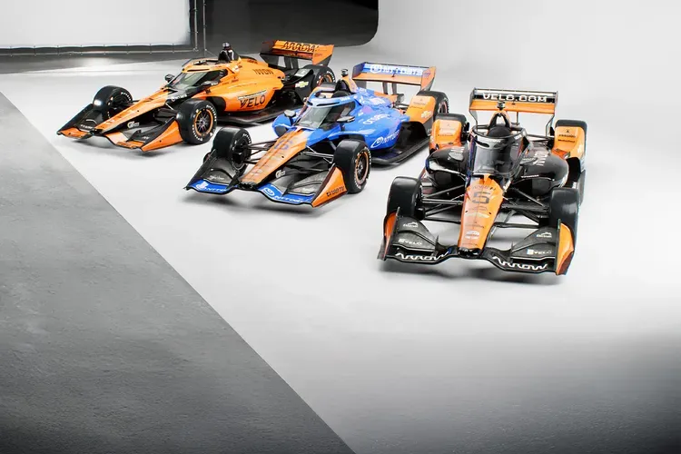 Presentación del coche IndyCar para 2025