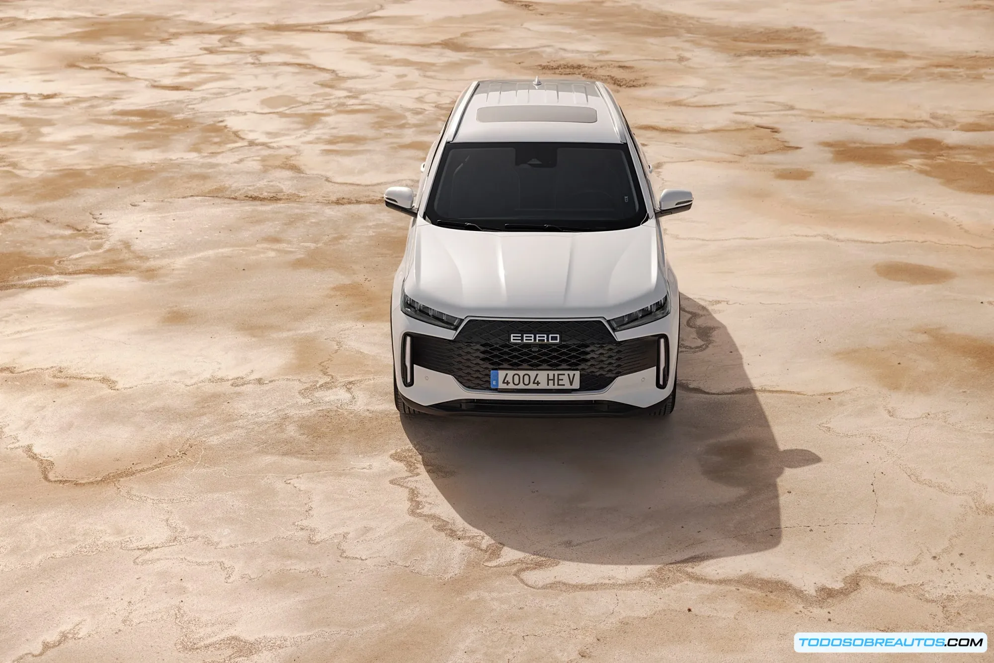 Imagen del Ebro S400 mostrando detalles exteriores