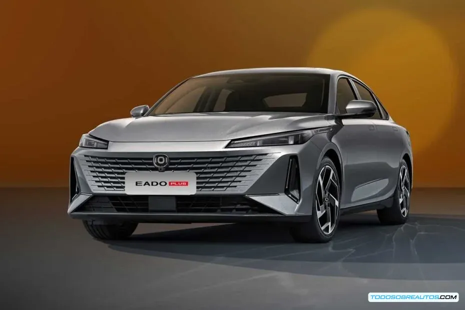 Vista frontal del Changan EADO Plus 2026