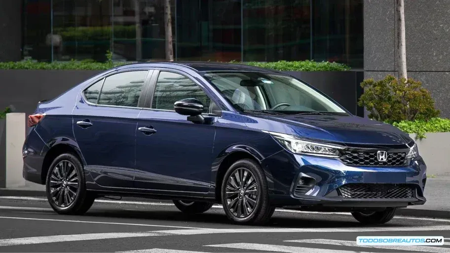 Imagen que represente la decisión de elegir el auto adecuado para Uber o Didi.