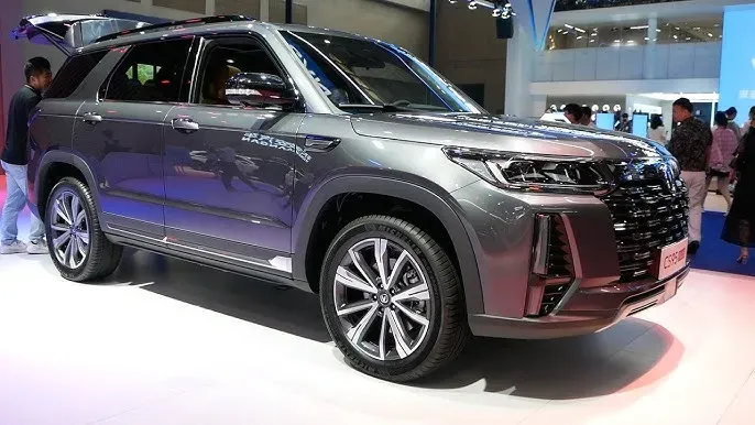 Changan cs95 plus 2025 vehículo 4 puertas