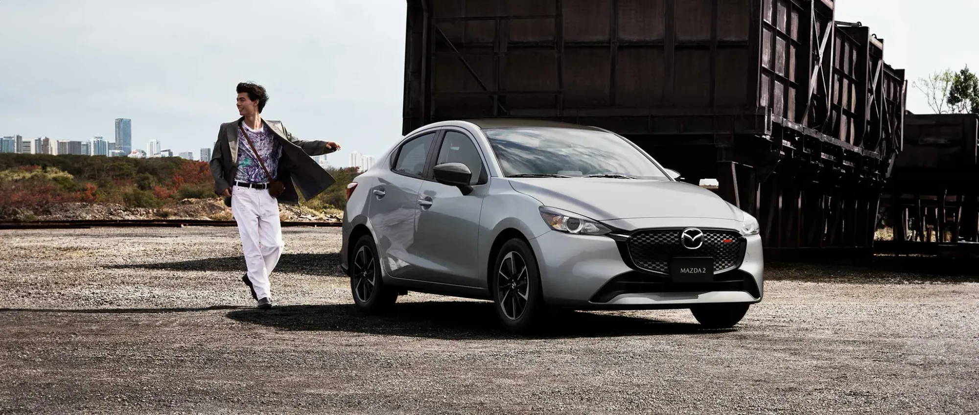 Mazda2 Sedán 2025 vista frontal