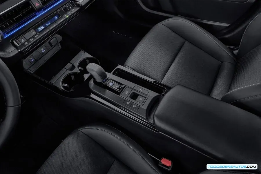 Diseño lateral del Toyota Prius 2026 México.