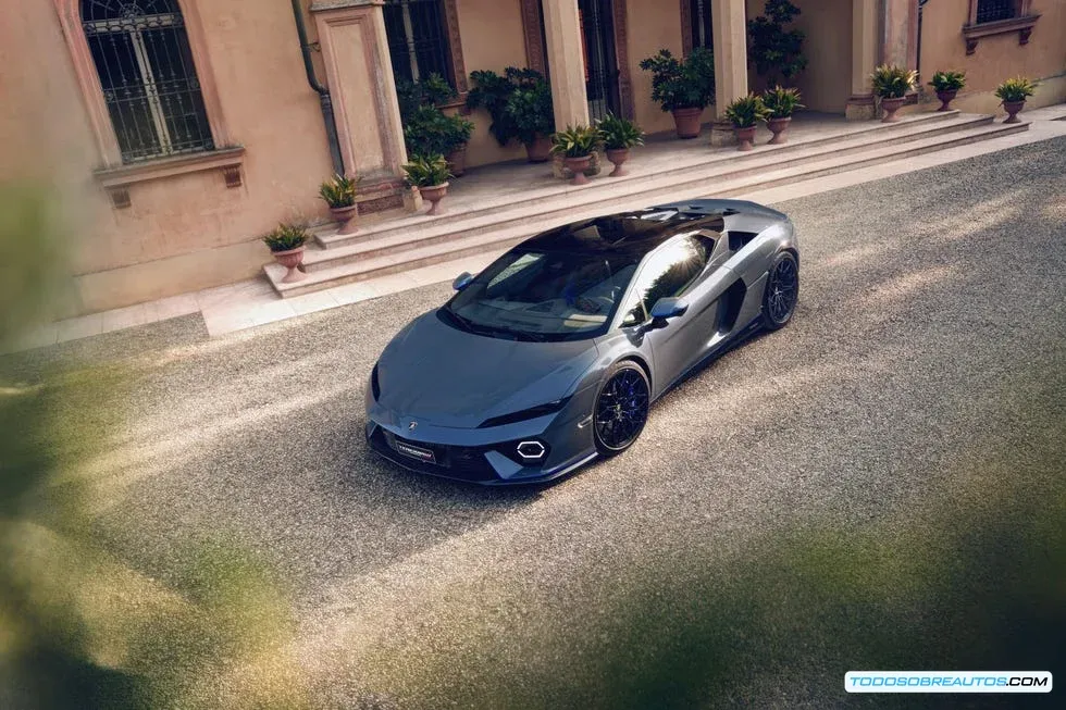 Personalización Ad Personam del Lamborghini Temerario en el Centro Style - experiencia de realidad virtual para configurar el superdeportivo
