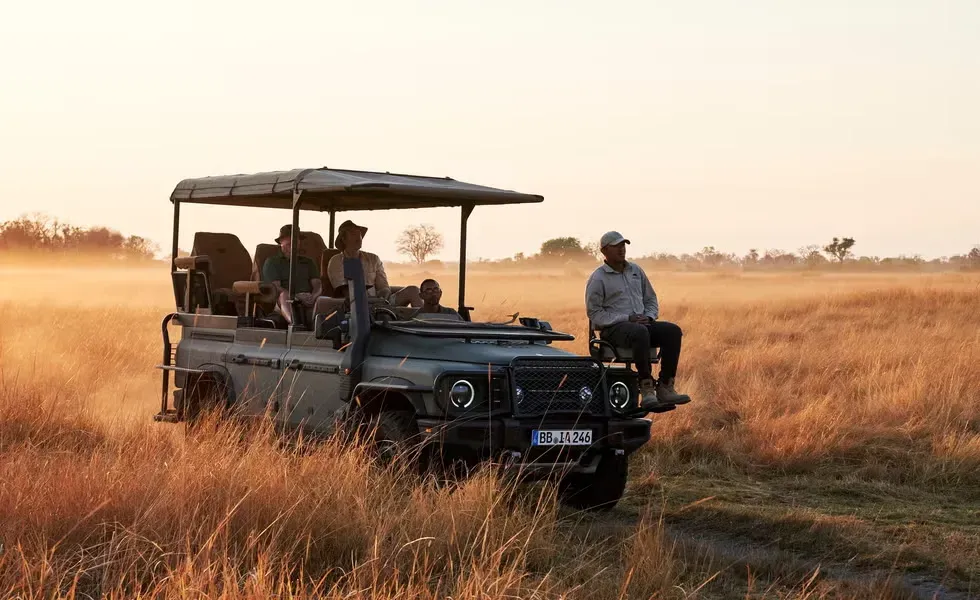 INEOS Grenadier Game Viewer vista lateral en terreno agreste