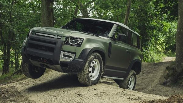 Land Rover Defender 2020: Análisis Técnico de Fiabilidad, Motorizaciones y Rivales