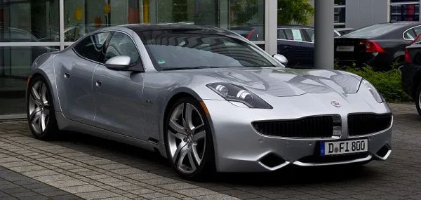 Fisker Karma 2012: Análisis exhaustivo del sedán híbrido de lujo que desafió a Alemania