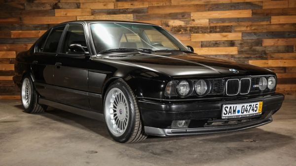 BMW M5 E34: Análisis técnico del clásico sedán deportivo bávaro