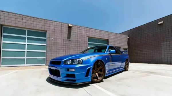 Nissan Skyline GT-R R34: Análisis Técnico, Historia y Situación Legal del Ícono Japonés