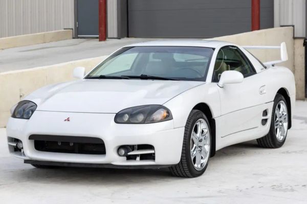 ¡El Mitsubishi 3000GT VR4 de 1999! ¿Un deportivo que aún sorprende? 🤔