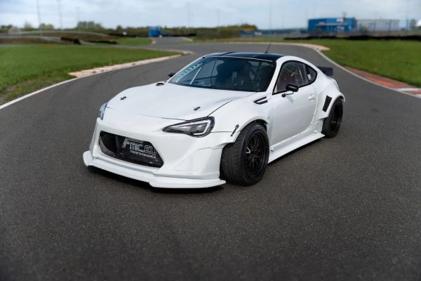 ¡Subaru BRZ Drifting: El sueño de todo fanático del drifting! 😱🚀