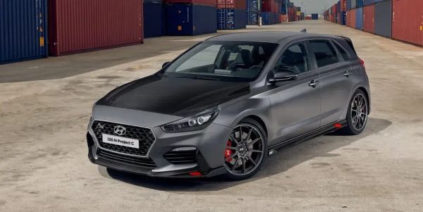 Hyundai i30 N: Análisis Profundo del Hot Hatch de Alto Rendimiento (Hatchback y Fastback)