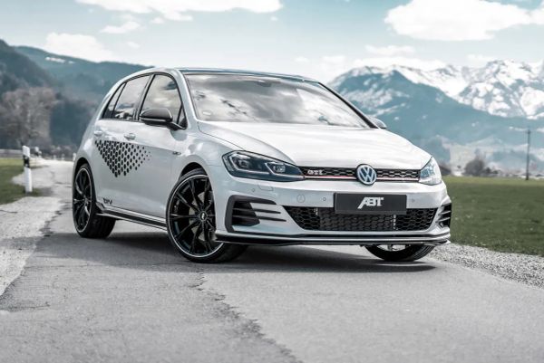 Volkswagen Golf TCR 2025: Análisis técnico y comparativa real frente al Honda Civic Type R