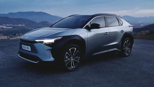 Toyota bZ4X 2025: Análisis del SUV Eléctrico Más Allá del Asfalto