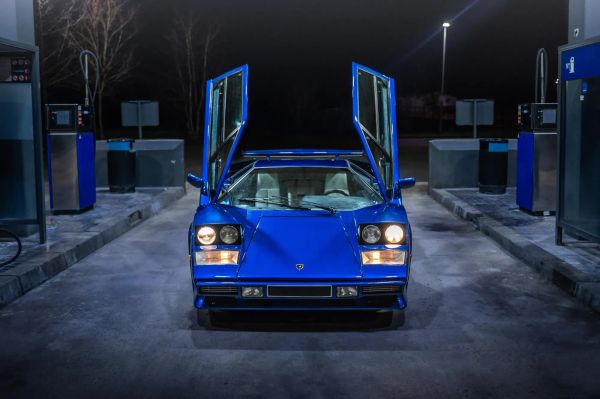 Lamborghini Countach LP400S Series II: Análisis Profundo de la Leyenda Italiana de los Superdeportivos