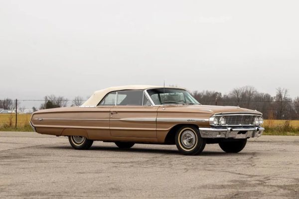 Ford Galaxie 500 XL Convertible 1964: El Pináculo de la Línea Completa de Ford