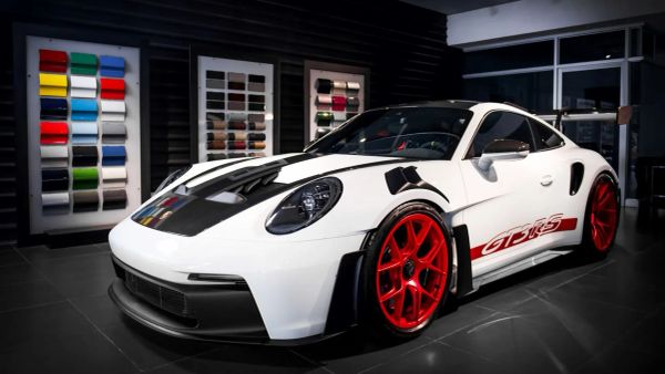 Porsche 911 GT3 (992): Análisis Técnico, Especificaciones y Experiencia de Conducción 2025