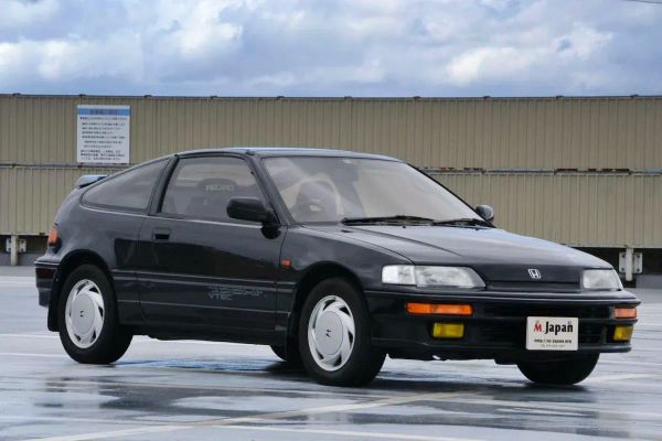 ¡El Honda CRX SiR: Un Clásico que Sigue Rugiendo!