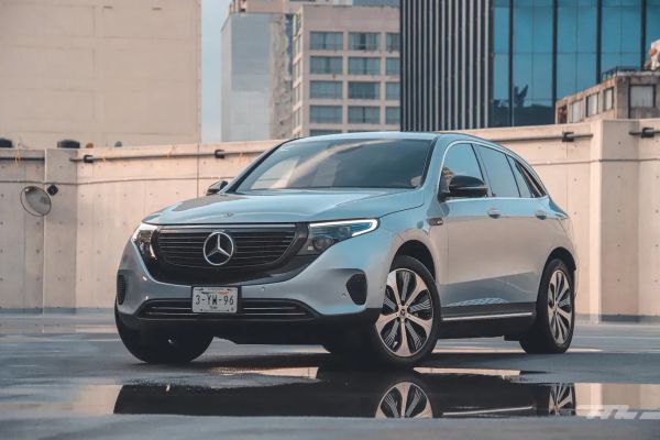 Reseña del Mercedes-Benz EQC: Lujo y eficiencia en el mercado mexicano