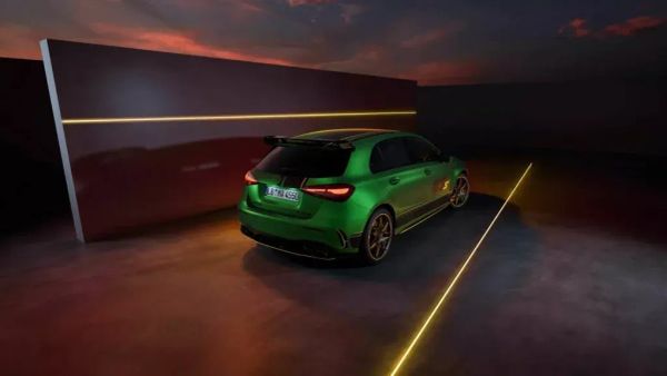 Mercedes-AMG A 45 S: El Hot Hatch Más Picante de la Historia Análisis a Fondo