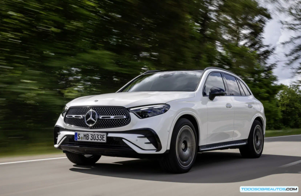 Mercedes-Benz GLC 350e 4MATIC 2025: Análisis del SUV Híbrido Enchufable de 313 HP y 70 Millas Eléctricas