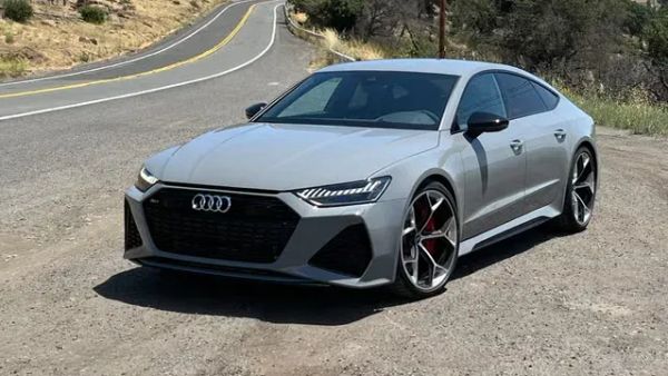 Audi RS7 Performance 2024: Análisis a Fondo, Prueba de Manejo y Características ⚡️