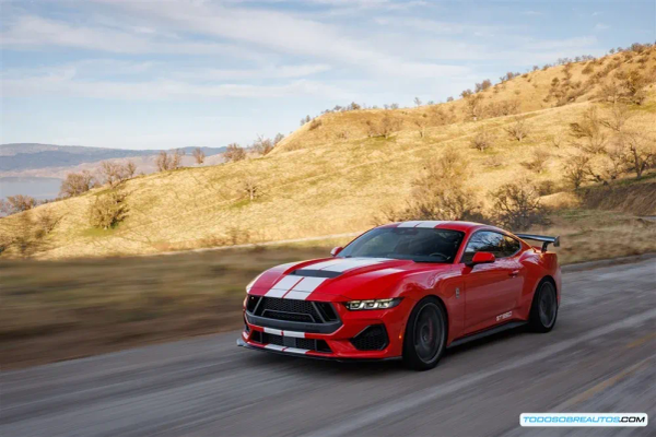 Shelby GT350 Mustang 2025: 830 Caballos de Potencia y un Diseño Renovado - Análisis Completo
