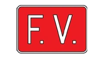 Circular a 150 km/h legalmente en España: La señal V-12 y pruebas de fabricantes explicadas