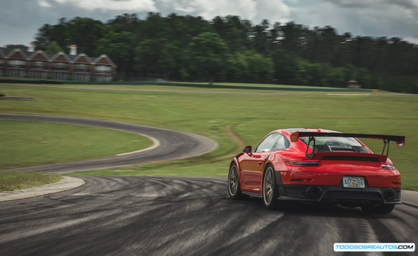 ¡Confirmado! El Porsche 911 GT2 RS 2025 Llega para Dominar: Hibridación, Potencia y Detalles Exclusivos
