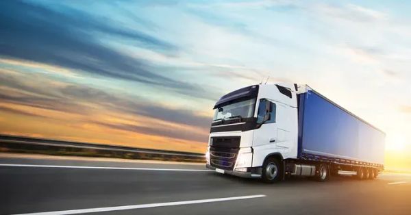 Autotransporte de Carga en México: Motor del Crecimiento Económico y las Nuevas Inversiones en Carreteras para 2025-2030