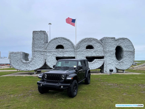 Jeep Wrangler 4xe: Stellantis Celebra la Producción de 250,000 Híbridos Enchufables - Análisis y Novedades