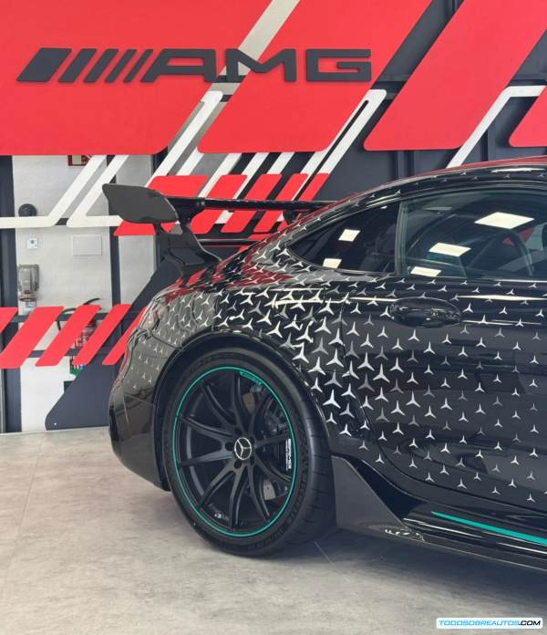Mercedes-AMG GT Black Series P One Edition: ¿Vale la pena pagar 125.000€ por la pintura inspirada en la F1?
