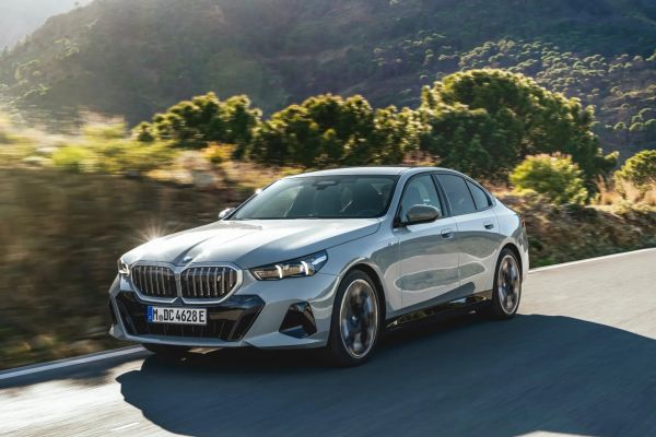 BMW Primavera 2025: Más Autonomía para el i5, Nuevo Serie 2 Gran Coupé y Carga Rápida PHEV