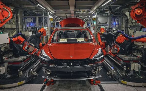 Dónde se fabrican los Tesla: Análisis completo de la red global de gigafábricas y su estrategia