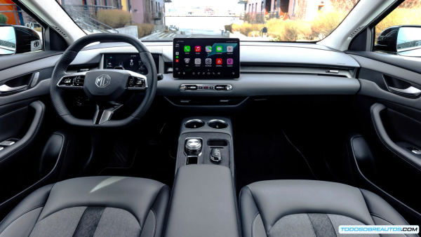 Mobilize Duo: ¿El Coche Eléctrico Urbano Ideal por 1€ al Día?