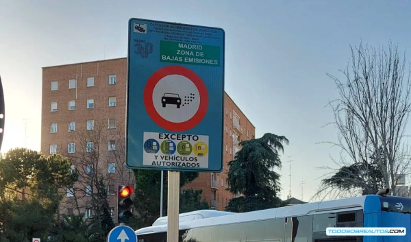 Moratoria 2026 en Madrid: Coches sin Etiqueta Podrán Circular Hasta Diciembre sin Multas