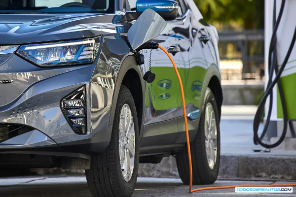 Nueva normativa UE: España deberá tener un 36% de coches eléctricos en flotas empresariales para 2030