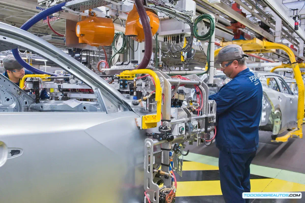 Plan Auto 2030: Guía completa de las nuevas ayudas para comprar coches eléctricos en España