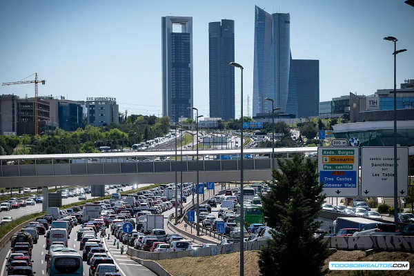 Moratoria coches sin etiqueta Madrid 2026: qué significa para propietarios y mercado