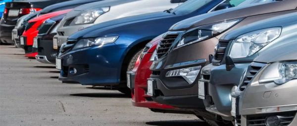 Coches Premium vs Generalistas Usados en España 2025: Análisis Completo de Riesgos, Costes y Modelos